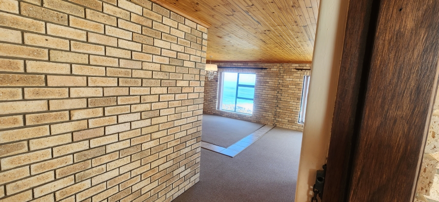 5 Bedroom Property for Sale in Dana Bay Western Cape